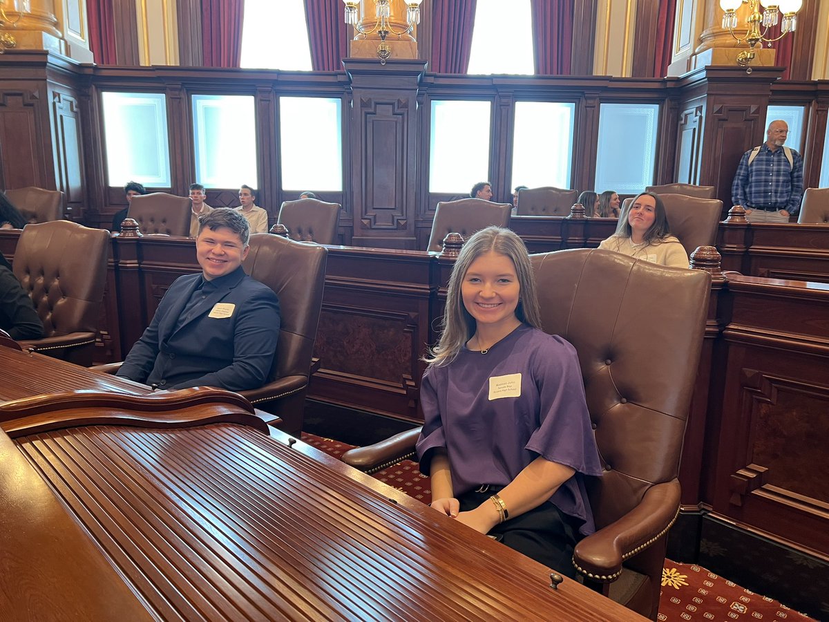 Roxana High School tweet media