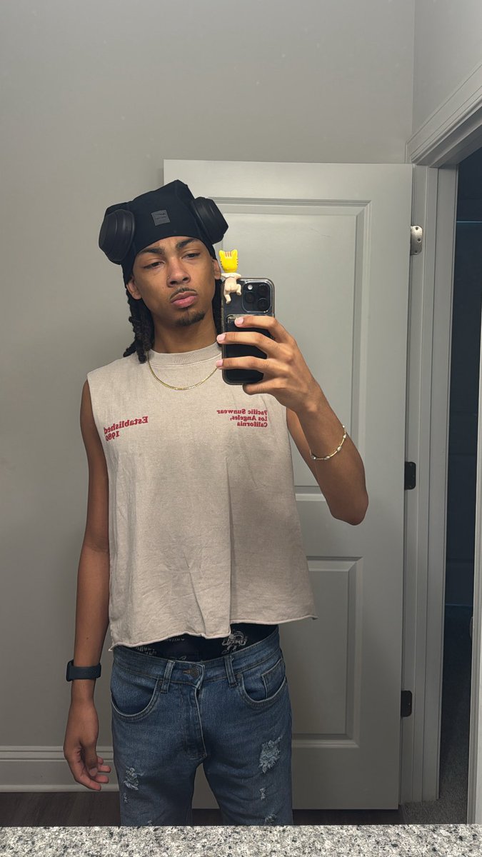 ayejizzle (@hiajcks) on Twitter photo 