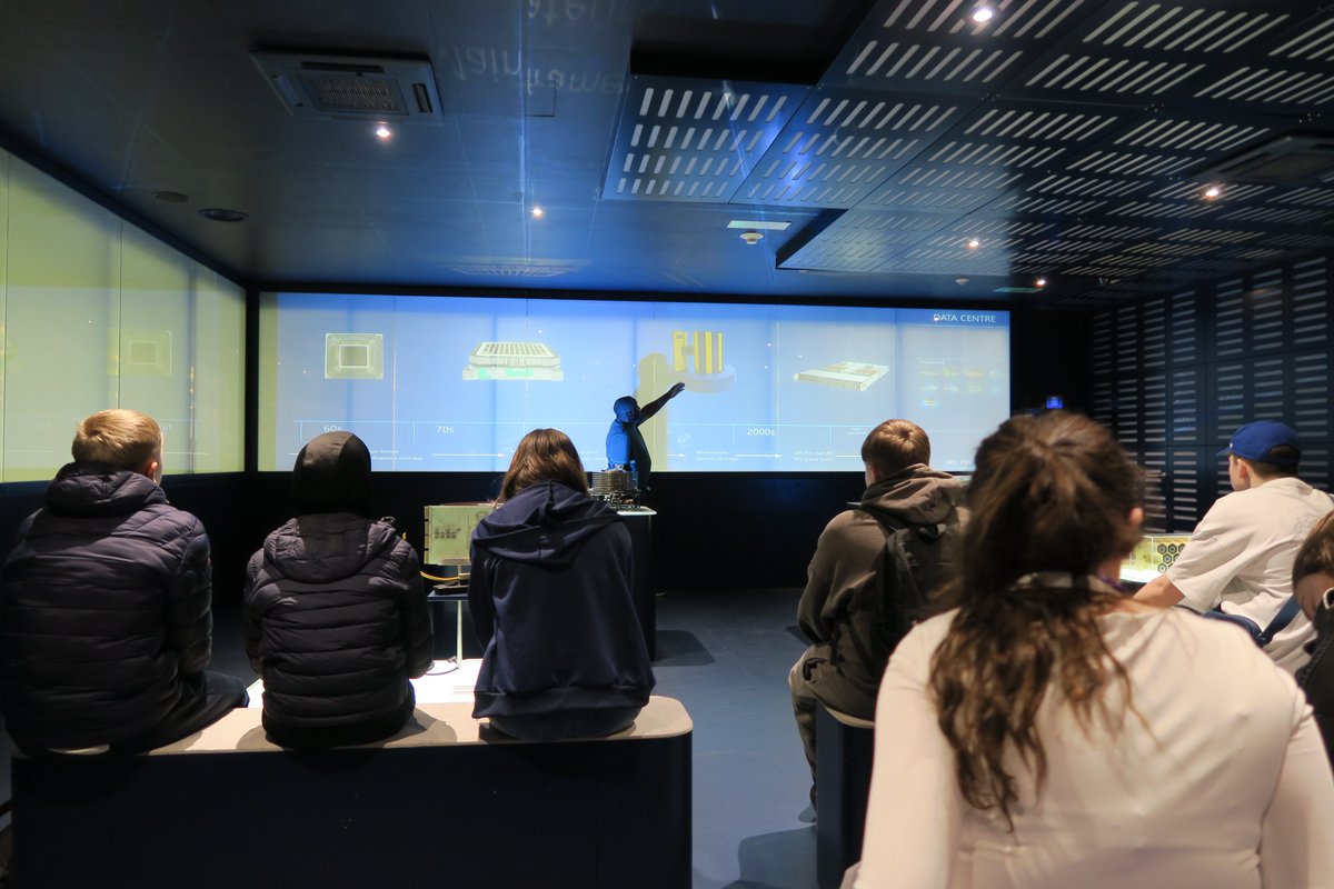 Byrchall High School tweet media