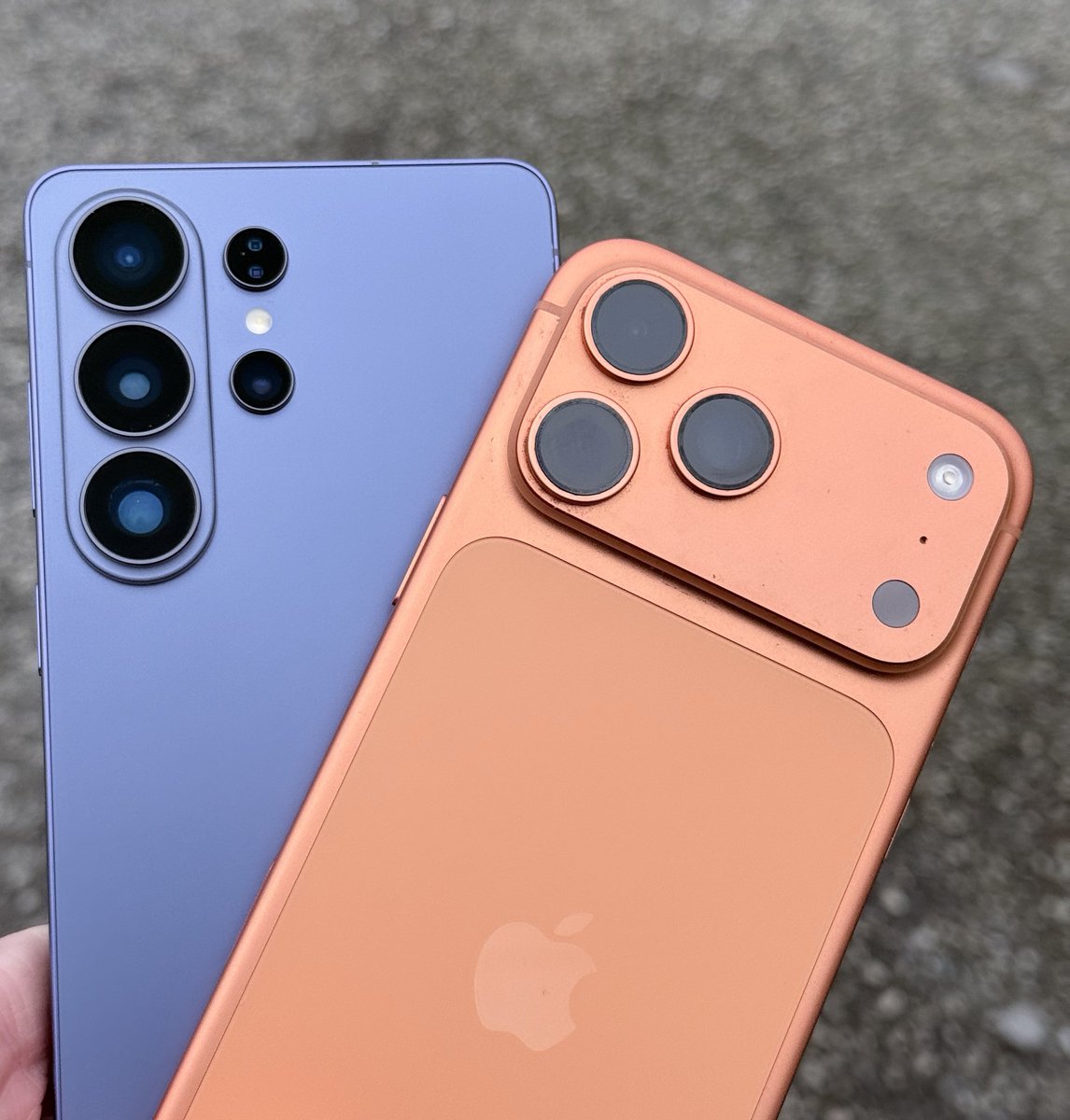 Holly - I like tech tweet media