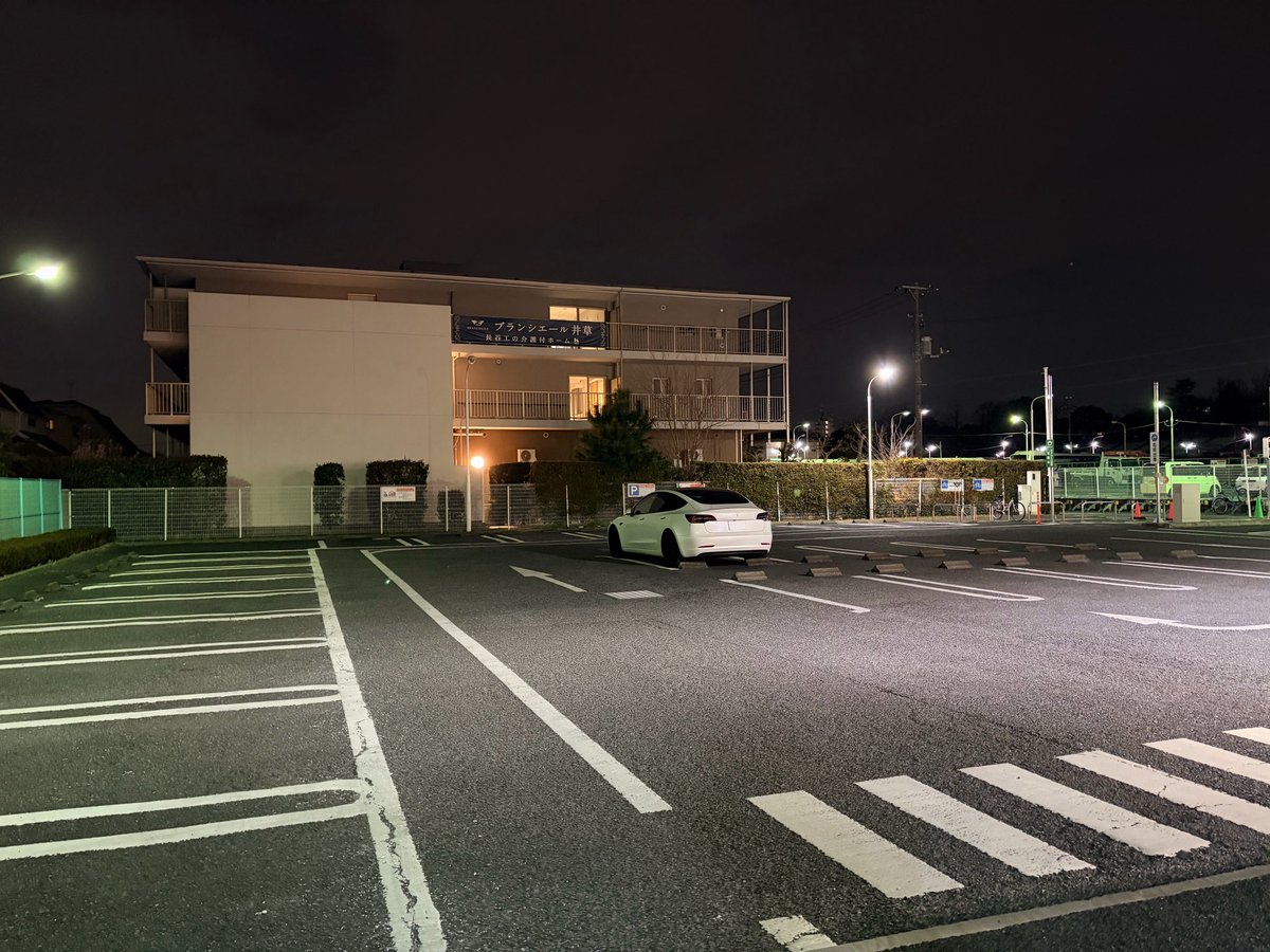 𝔹𝕖𝕣𝕟𝕚𝕖 tweet media