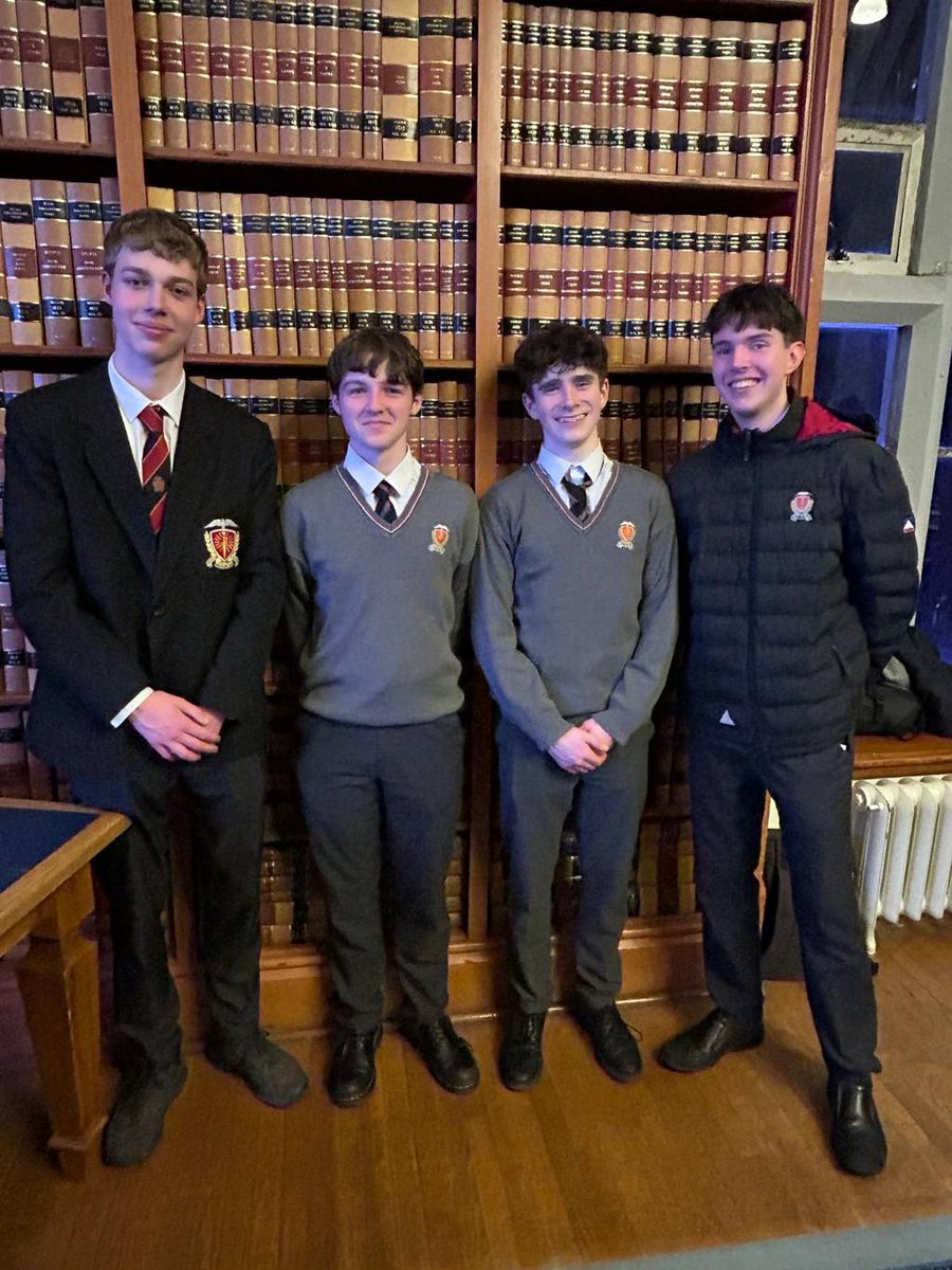 Coláiste An Spioraid Naoimh tweet media