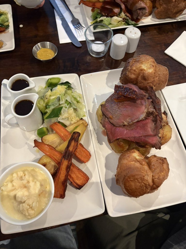 rev 💤☁️🍉 tweet media