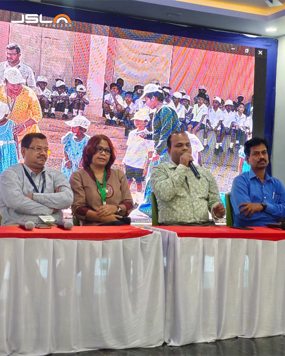 Jindal_Official's tweet photo. On February 24, Jindal Stainless organised the Annual Summit for Stainless Swachhata Abhiyaan in Danagadi, Jajpur. Connecting over a shared vision of “Mo Gaon, Swachh Gaon” (My Village, Clean Village), the summit brought together 200+ local community members, including women leaders and local youth. The presence of the Block Development Officer, Danagadi, Mr Pradeep Kumar Sethy, and the Unit Head, Jajpur, Jindal Stainless, Mr Deepak Agrawal, reinforced the collective commitment to clean, waste-free communities as a cornerstone of public health.​

Reflecting on the summit, MD, Mr @abhyudayjindal, said, “Through initiatives such as ‘Stainless Swachhata Abhiyaan’ Summit, our endeavour is to mobilise communities to actively participate in sustainable waste management practices, fostering cleaner and healthier surroundings across Odisha.”​

What started as a waste management initiative, has grown into a community-powered movement, now reaching 1,000+ households and benefiting over 2,500 individuals every day. Through collaborations and community engagement, SSA continues to demonstrate how collective leadership, local ownership, and inclusive participation can build cleaner, healthier, and more resilient villages.​

@TheGreenDream 

#JindalStainless #StainlessSteel #Stainless #JSL
