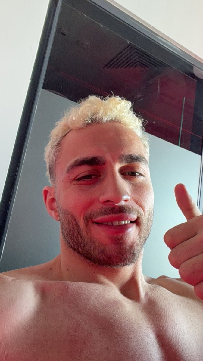 YILMAZ! #NeverGiveUp 💛❤️