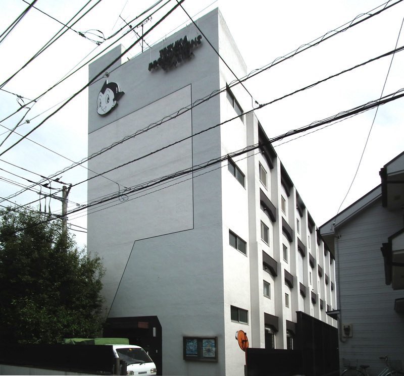 AdamsuMus tweet media