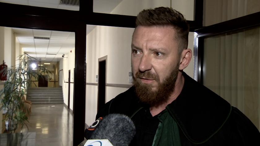 Kokaina we krwi krew zbadano dopiero po 4 godzinach ,zabil dwie prawidłowo jadące kobiety.
Wyrok 1,5 roku z lokalizatorem na nodze.
Takie kurwa jest prawo w Polsce dla prawników.