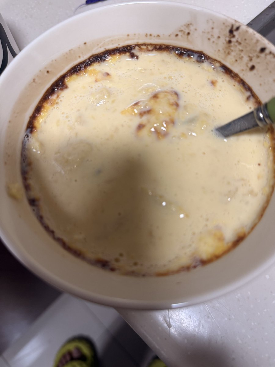 谁叫你天天玩手机缺乏锻炼 tweet media