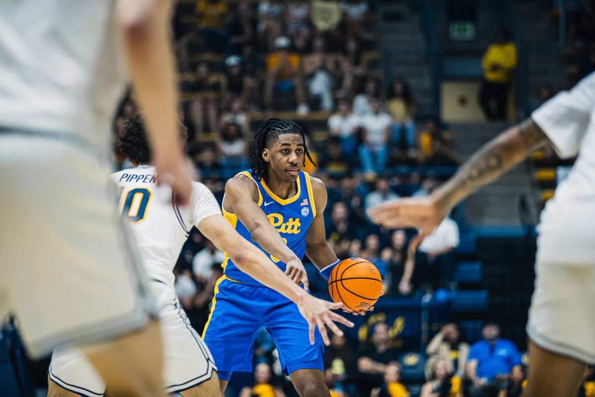 Pitt Basketball tweet media