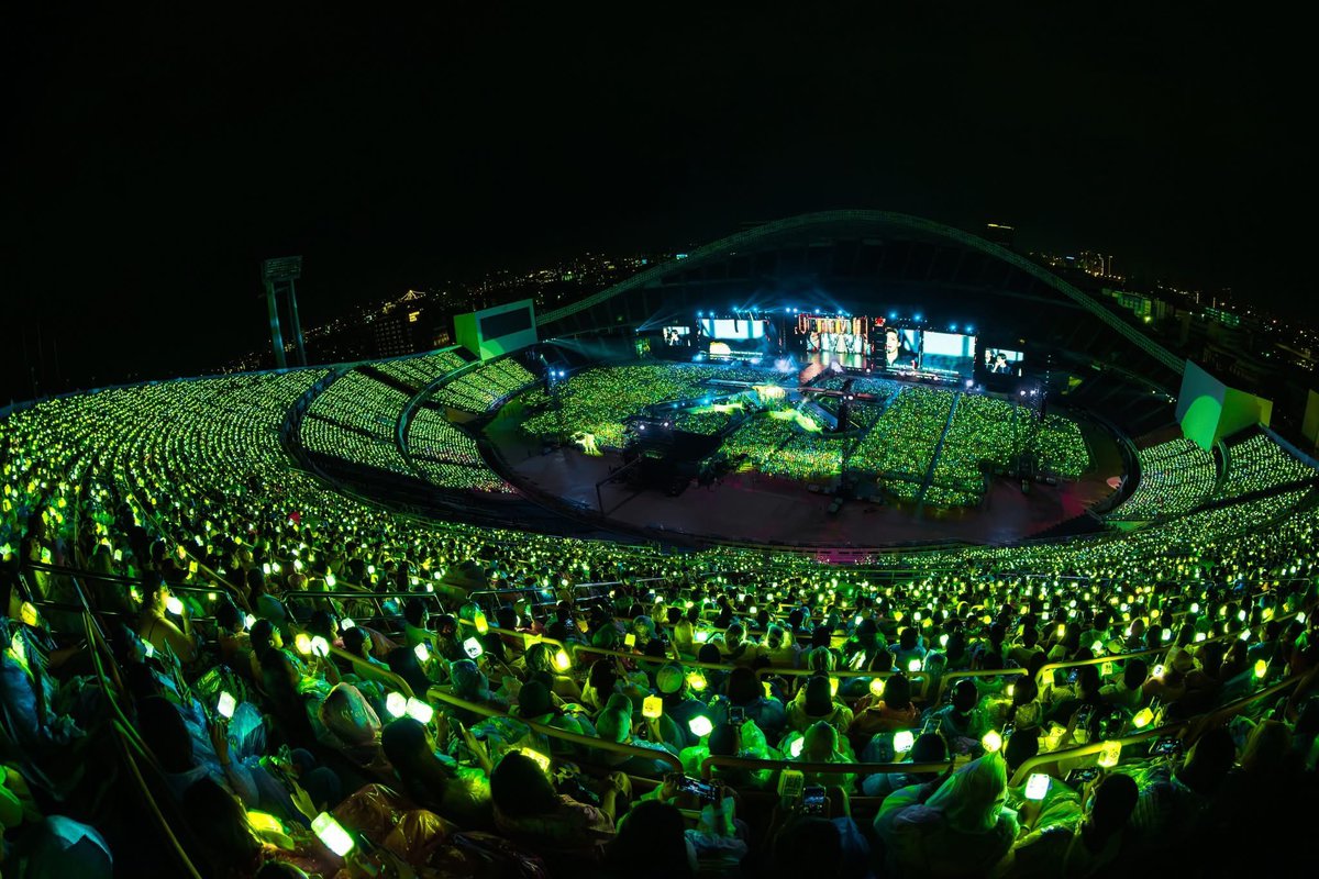 ขอทวิตอะไรเว่อๆ ❝ราชมังคือบ้านน้องดรีม❞