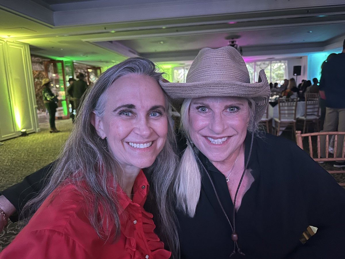 thelunarsawyer's tweet image. The Hollywood Charity Horse Show produced by @WilliamShatner is one of the most fun charity events I have ever attended! What a fabulous event for so many great causes! Thanks to my friend @tonyblass for making it all happen in 2024! #dogood #payitforward