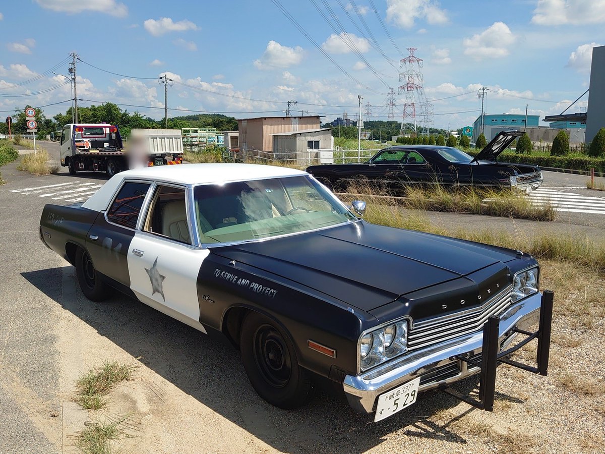 #路肩に佇む一枚を貼る見た人もやる