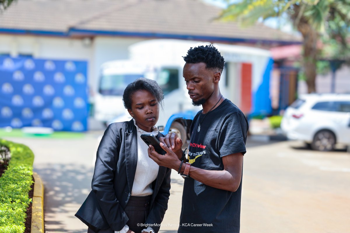 BrighterMonKE's tweet image. All you need is your phone + CV.📱📜 Day 2 at @kca_university is a vibe!!! #CVReviews, one-on-one #CareerCoaching, helping you apply for real #JobOpportunities, and onboarding you to our #AICareerTool, all in one spot. Come through, Kesho, tutakuwa kwa ground bado. 🚶🏾‍♀️🚶🏾‍♂️
#cvtips