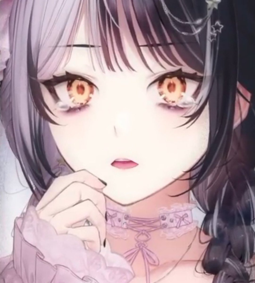 Yotahee's tweet photo. This face makes me so weak man. How can you not want to give her a big hug? https://t.co/CRq2SDdLIO