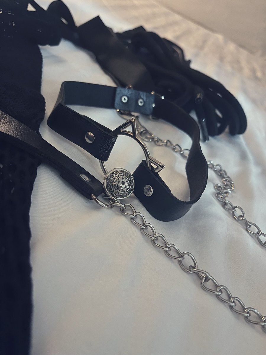 SaltySugary tweet media