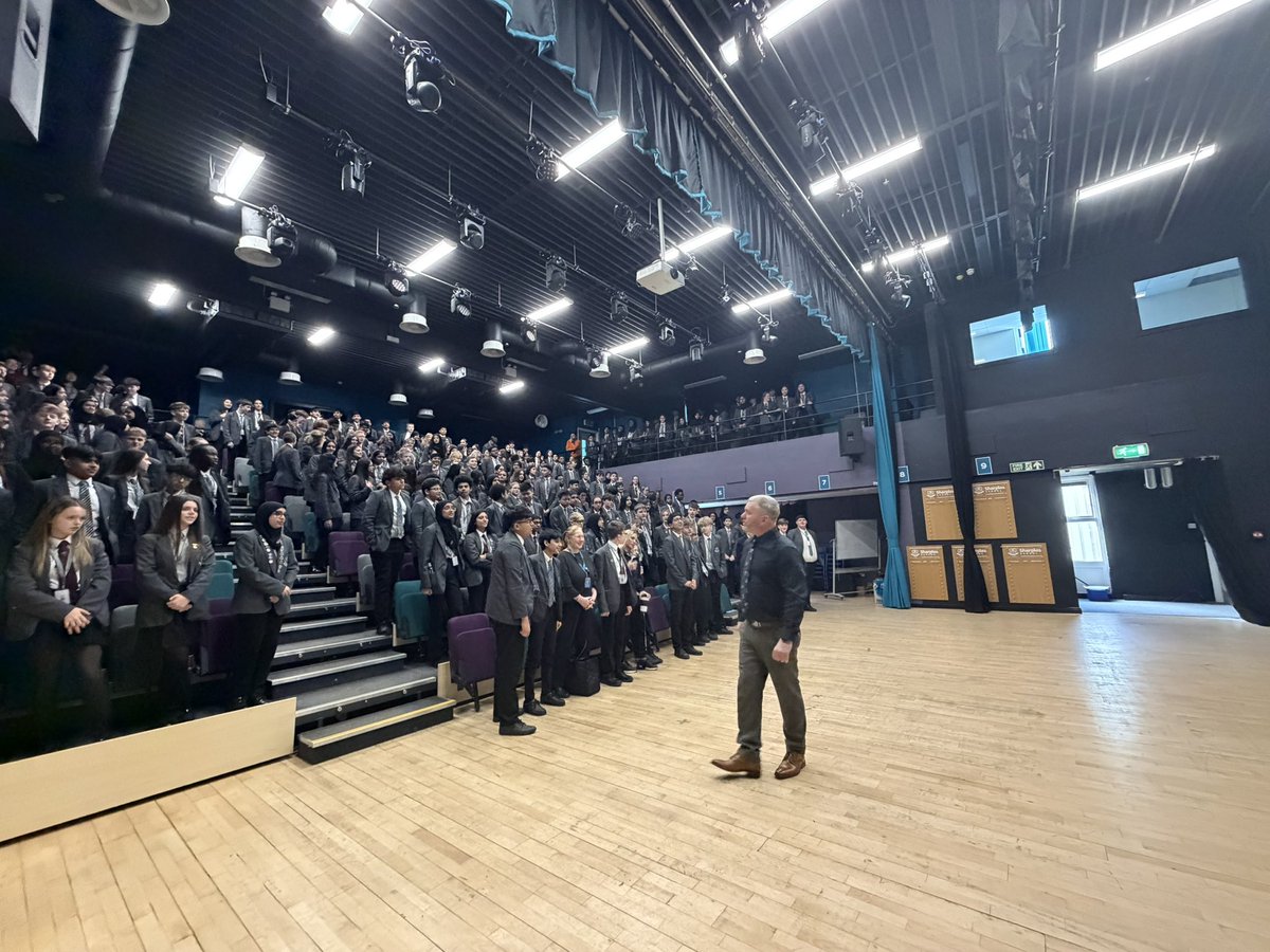 SharplesSchool's tweet photo. Y9 had an inspiring talk from @CraigTHammond today! Students were fully engaged from start to finish as Craig spoke about overcoming setbacks, believing in yourself, and showing respect for yourself and others! https://t.co/AFLiTLurNC