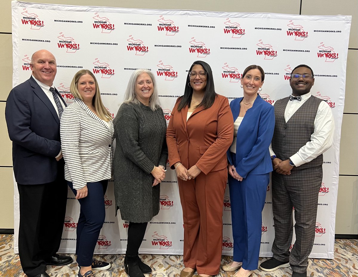 Oakland County Michigan Works! tweet media