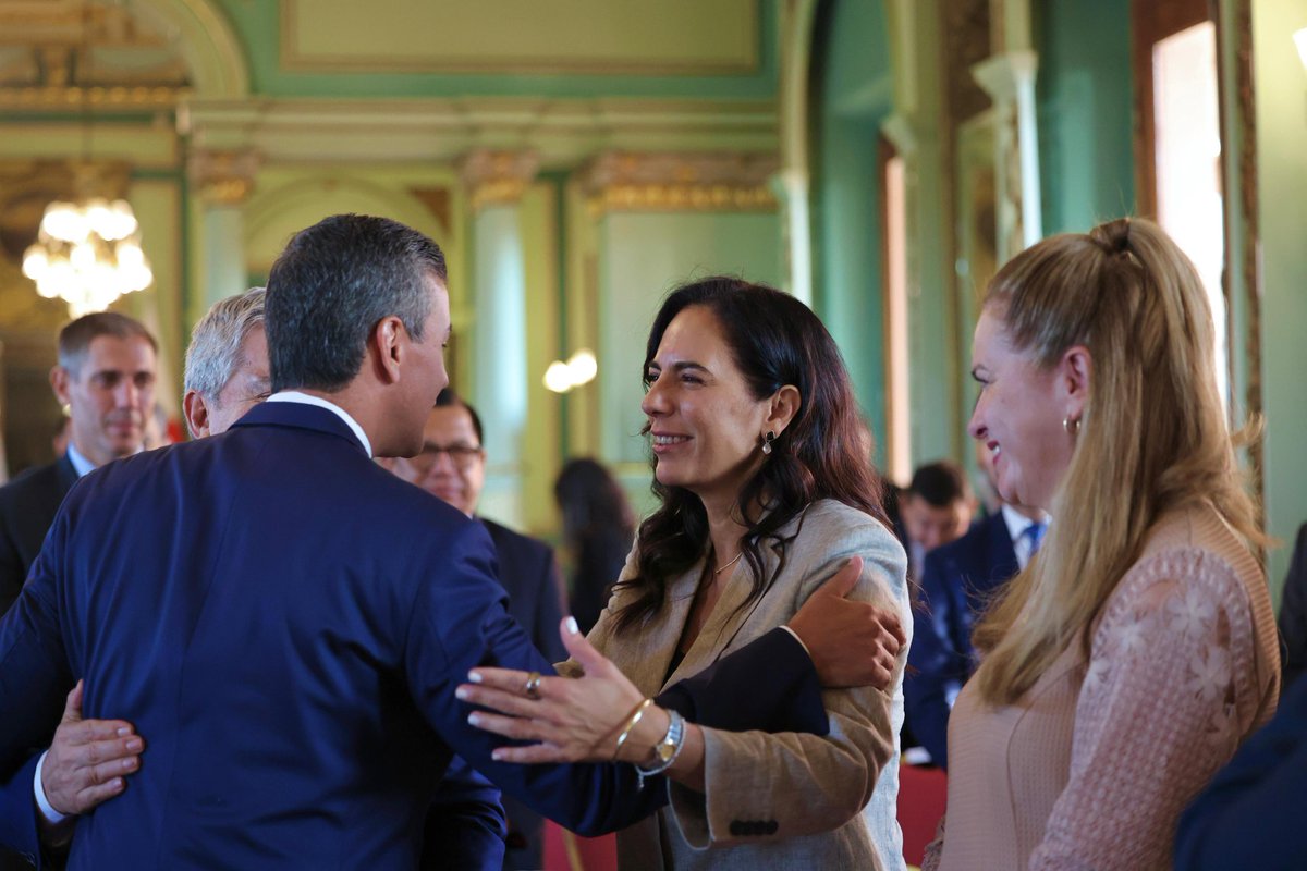 Claudia Centurión tweet media