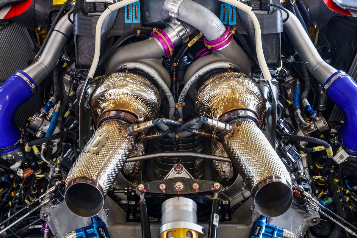Porsche Motorsport tweet media