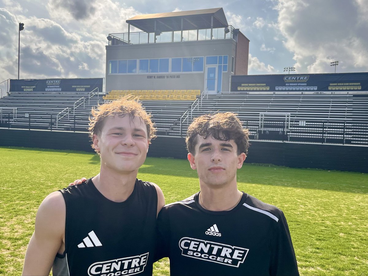 CentreSoccer's tweet image. Last night’s challenge winners were O’Hara &amp;amp; Tyler…26 keep ups / 20 yards apart / 3 touch max. Shoutout to Miller, 9 back to back 120 yard runs in 3:15. #CentreSoccer #SpringSeason #NCAASoccer