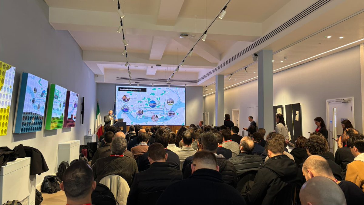 SMAU tweet media
