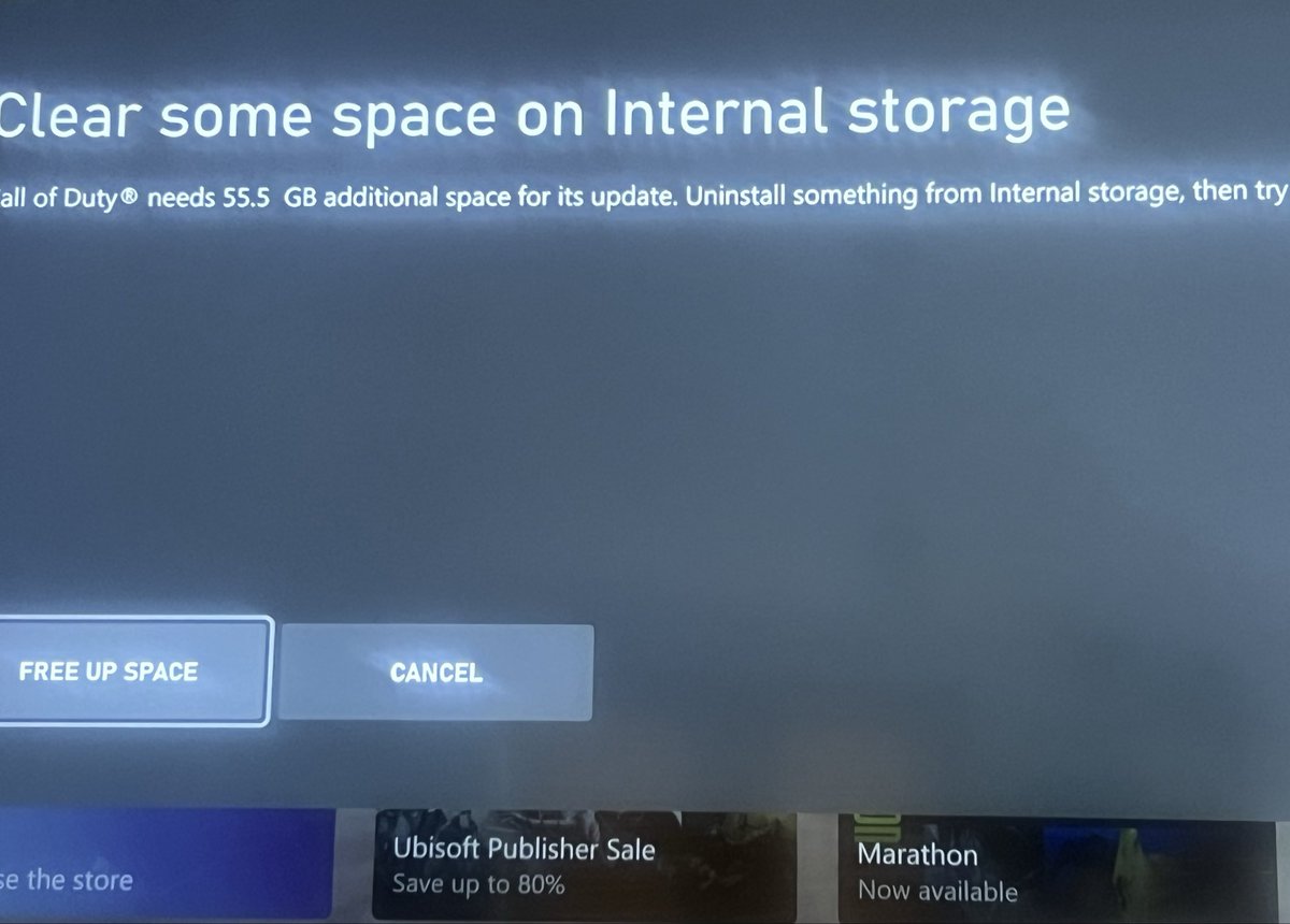 DaveTurbo's tweet photo. #callofduty #warzone #xbox need to fix this, don’t download new update it gets stuck despite having space for update https://t.co/zwfoSdjXLm