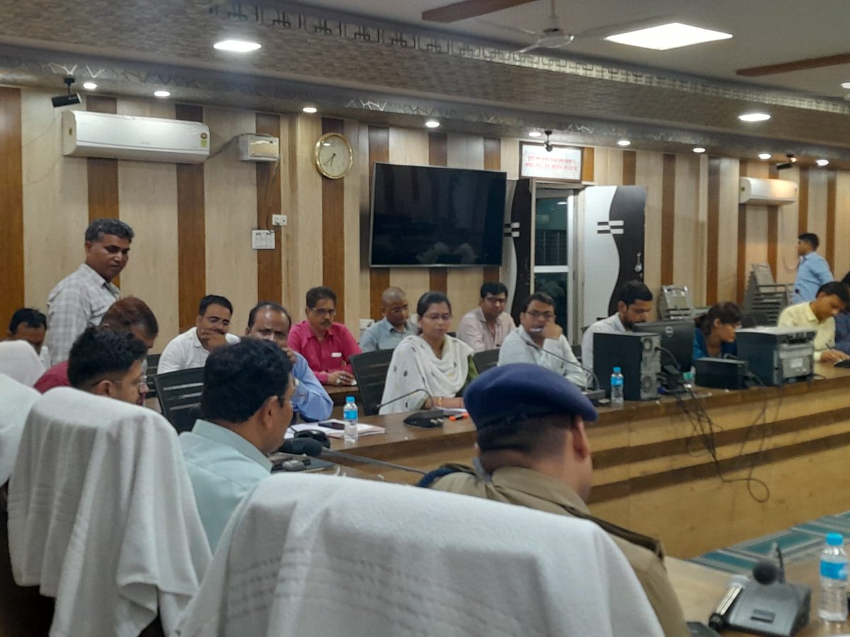 DISTRICT MAGISTRATE (DM), Auraiya tweet media