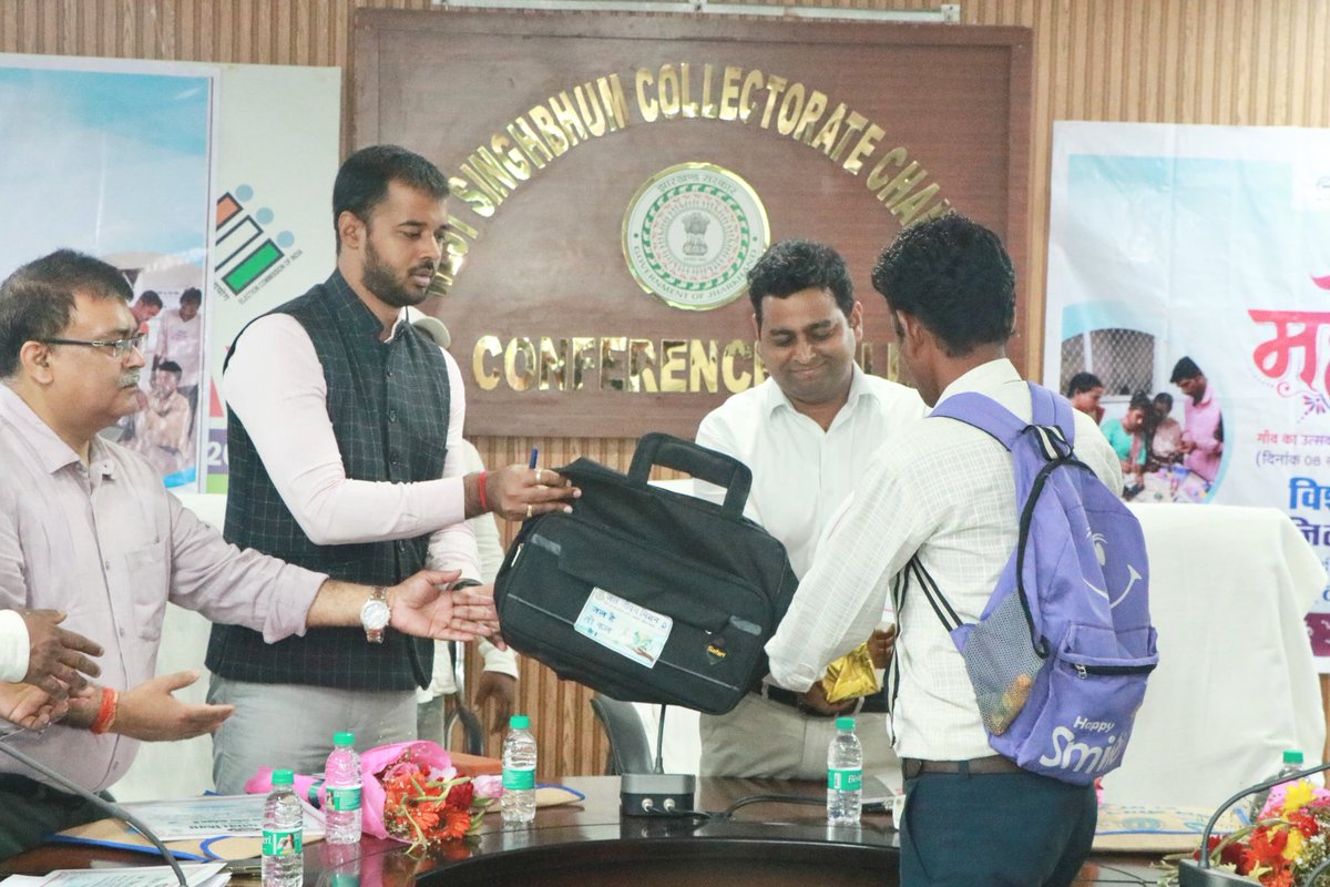 DC West Singhbhum tweet media