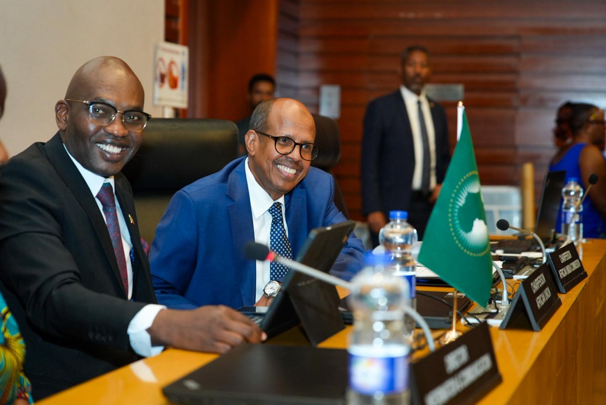 Nuur Mohamud Sheekh tweet media