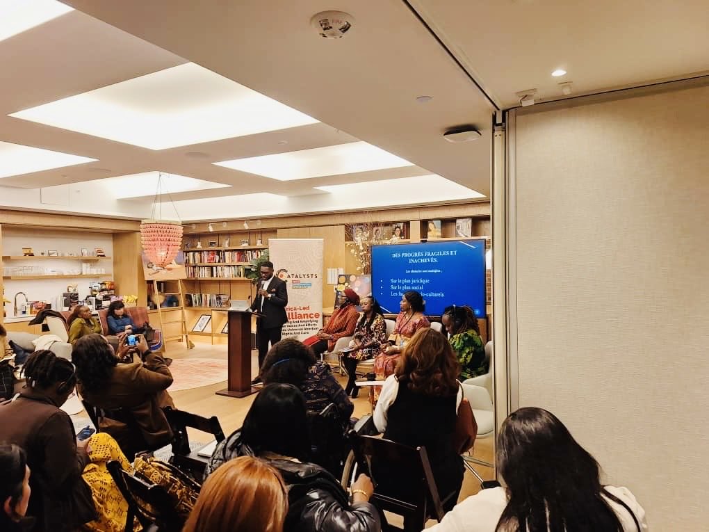 Audry_Horeb's tweet photo. Hi chers réseaux,
Actuellement à New York pour la 70ème session de la Commission de la condition de la femme (#CSW70), j'ai eu le privilège d’intervenir comme paneliste aujourd'hui à un événement parallèle majeur organisé par le Mouvement #ODAS.

#CSW70 #SRHR #Afrique #Droits https://t.co/Pwm0qC3qDL
