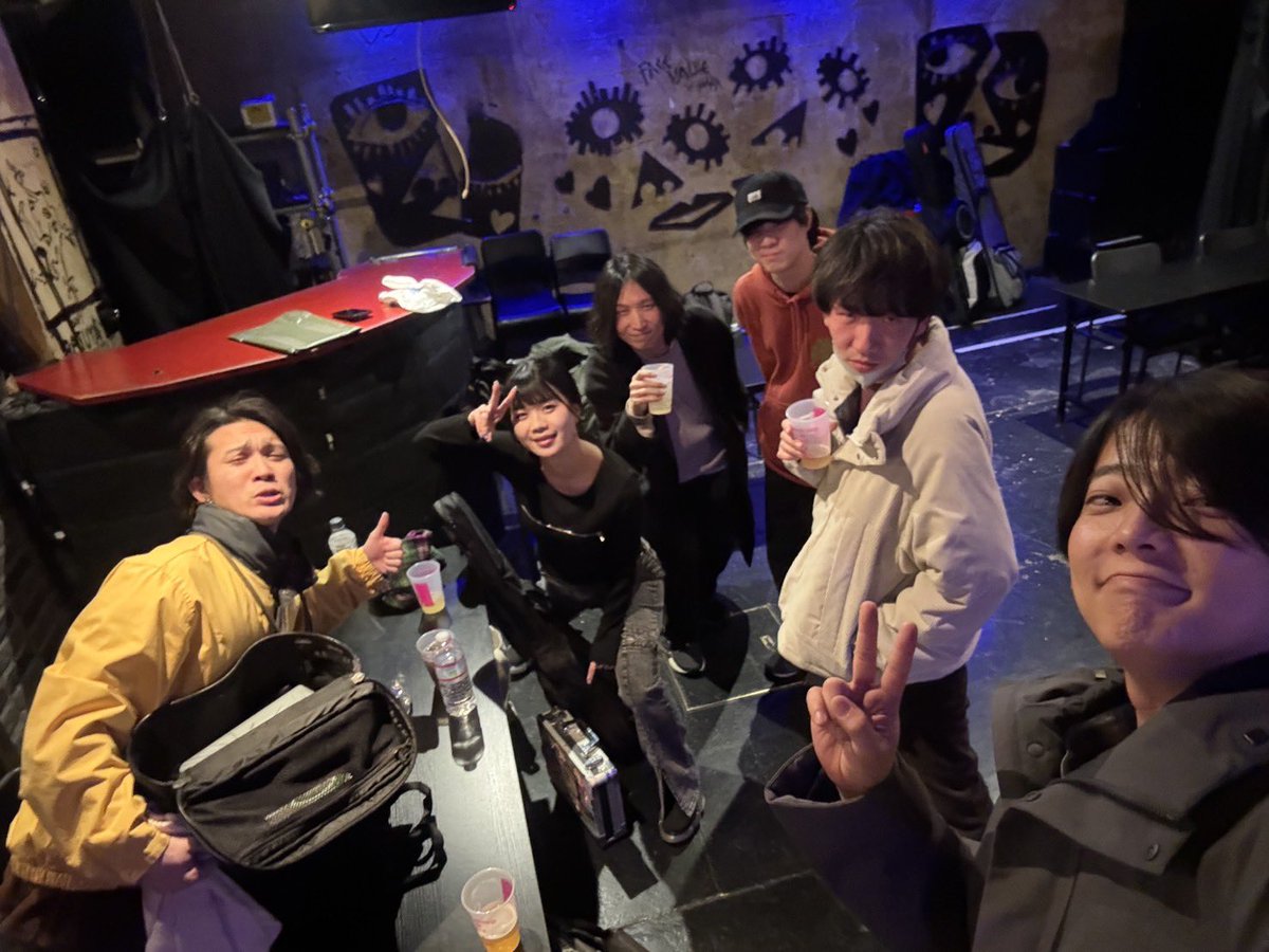 telesquall's tweet photo. [📺thank you‼︎📺]

2026.03.11
📍下北沢251

251 presents
GENERO-CITY

.

-- SET LIST --

1. Blue sail
2. 雨傘の光沢
3. LOL
4. 酩酊行路
5. 空色

.

次は3/14大塚Deepaにて🍻

🎫 https://t.co/NkAQudITFf https://t.co/SZ6kzZxCUz