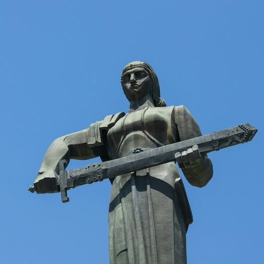 failbettercom tweet media