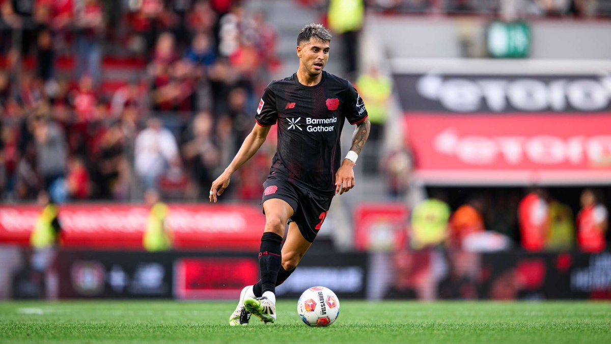 StatmanDave's tweet photo. Exequiel Palacios' game by numbers vs. Arsenal

68 passes attempted
60 passes completed
13 defensive contributions
9 ball recoveries
9 duels contested
7 duels won
5 interceptions
5 tackles
2 progressive carries
2 clearances
2 key passes

Born to play in the Premier League. 🇦🇷 https://t.co/zGTsooi5mO