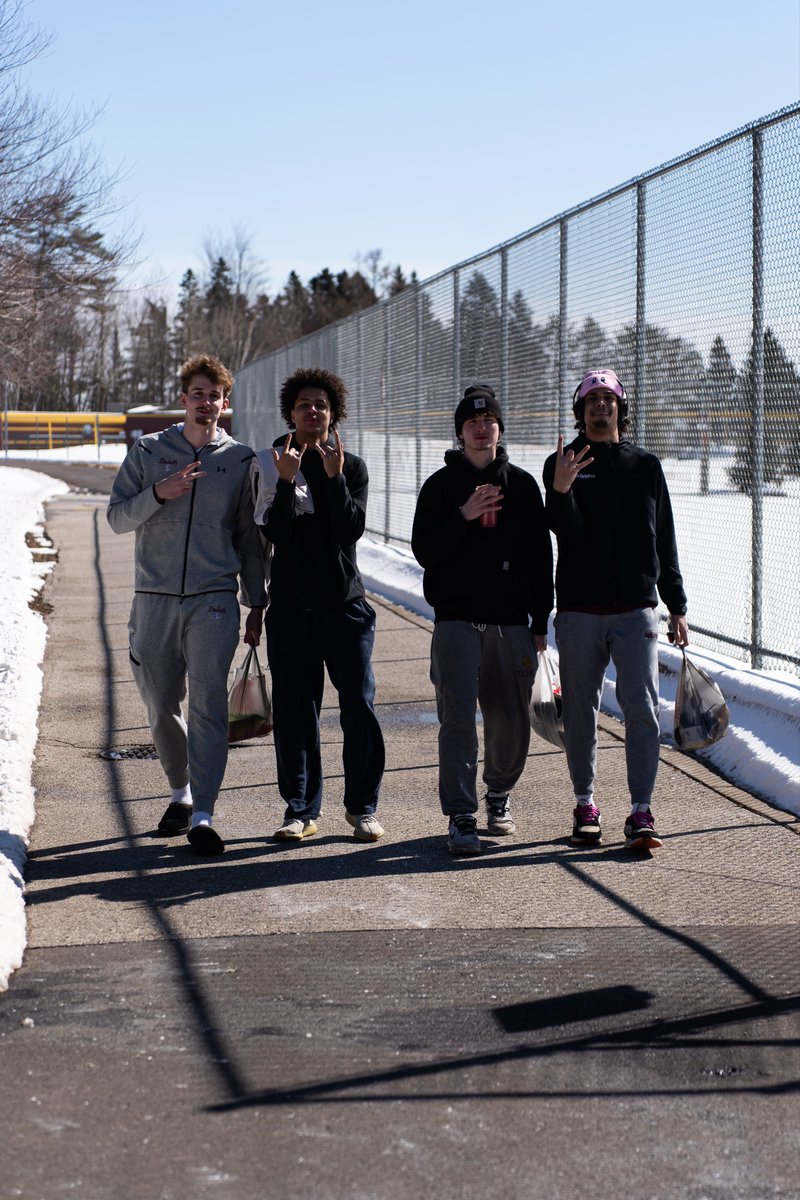 UMDBulldogMBB's tweet image. Heading out

#MakeMoves x #BulldogCountry 🐶🏀