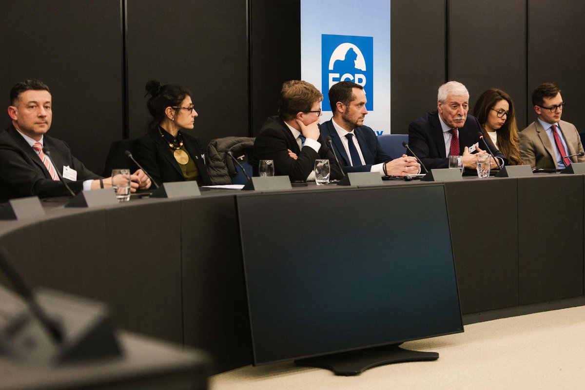 Yann Baly tweet media