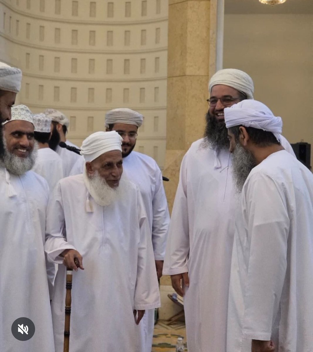 الإباضية tweet media