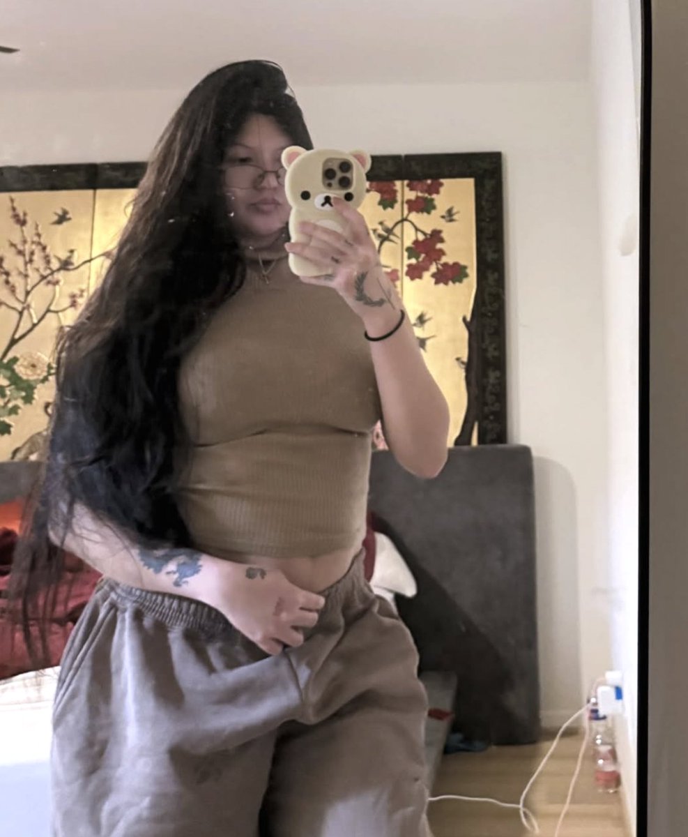 ayopimmie tweet media