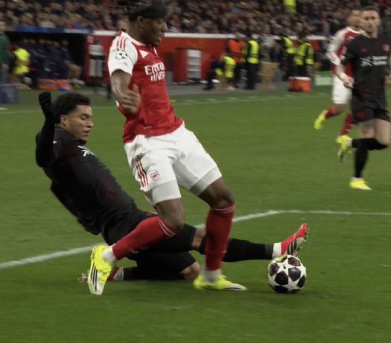 Palmerista tweet media