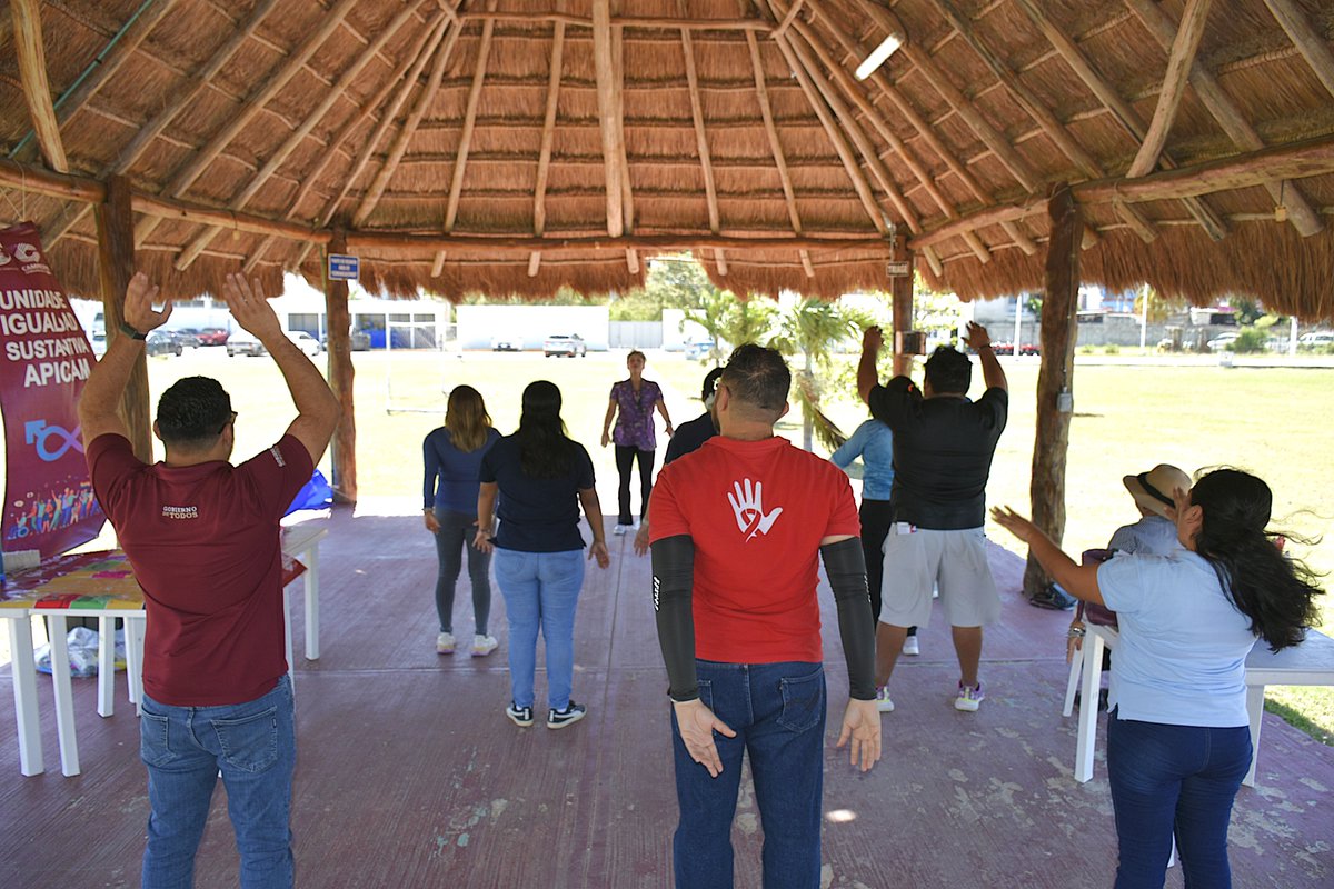 apicampeche's tweet image. En el marco del #8M, se llevó a cabo una Feria de la Salud, como parte de las acciones de prevención y promoción de la salud de los trabajadores de la #APICAM. (1/2)