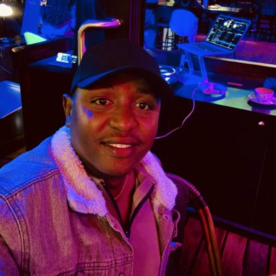 elphiskathara's tweet photo. #NewProfilePic https://t.co/tOIw4TzTsw