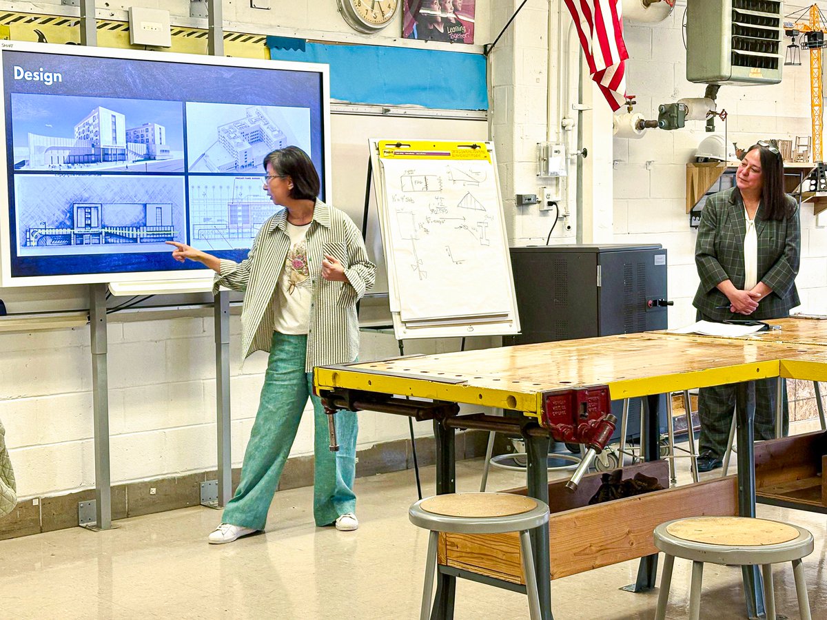 NYC_SCA's tweet photo. 🏗️We had a great time at William E. Grady Career & Technical Education H.S. this morning speaking w/ students about school construction as part of @nycschools #CivicsWeek! It’s inspiring to connect w/ the next gen & share how our work helps create better learning environments. 📚 https://t.co/HIHBmstiv0