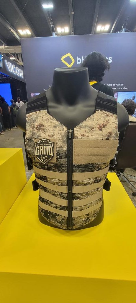 AtomBombBody tweet media