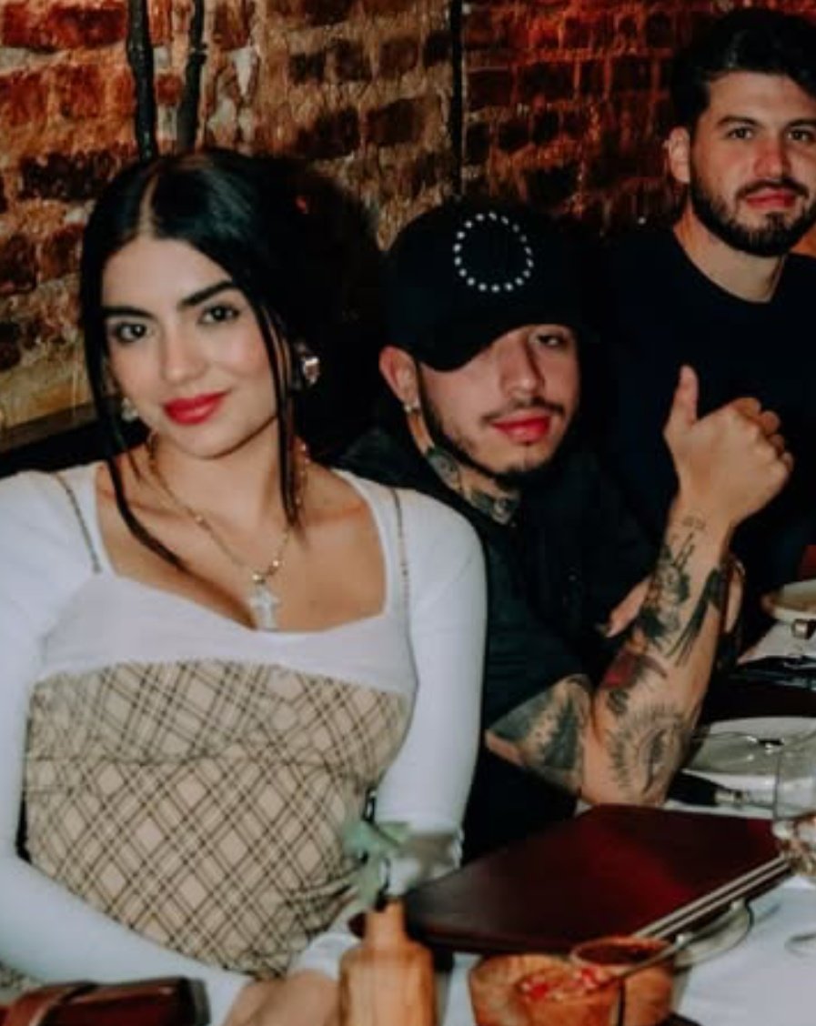 La cara de alguien que ya quiere cambiar de postre, pero no sabe cómo ...