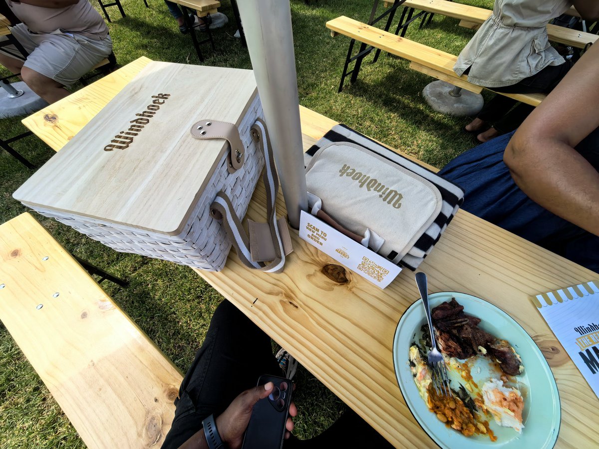 Preetjo's tweet photo. @WindhoekBeer_SA @MiCasaMusic @JeremyLoops @shekhinahd @DJKENTSA @Zoe_Modiga @mpho_wav @elaineofficial_ @KITCHEN_MESS What an event https://t.co/LSgqmN3H2W