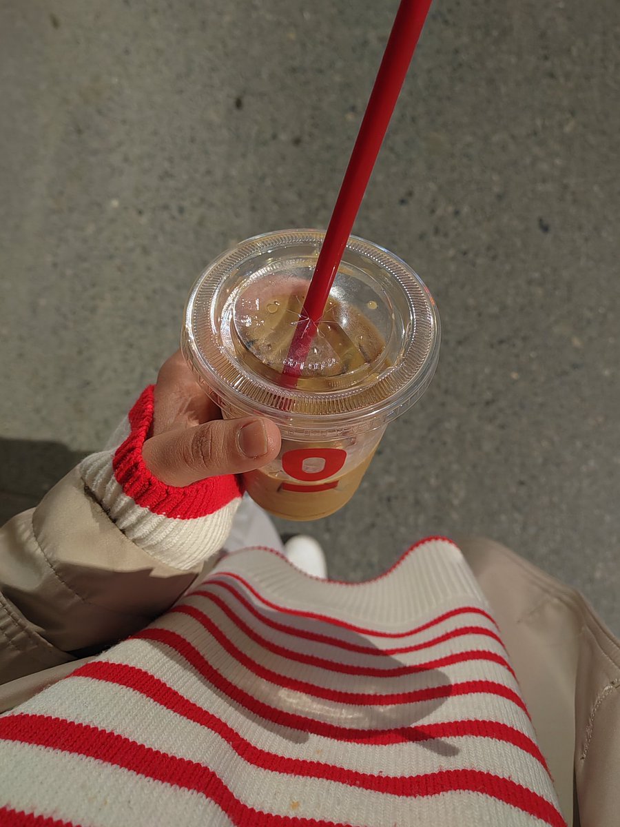 rmyysa61's tweet photo. Akşam yürüyüşü #Espressolab keyfi😌 https://t.co/xbiBoPXDd5