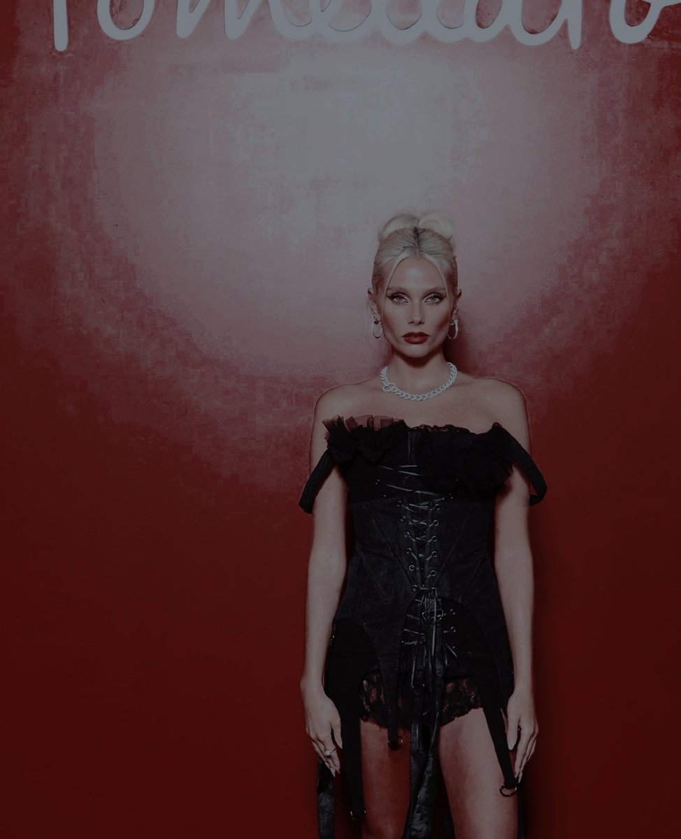 𝒜lessia tweet media