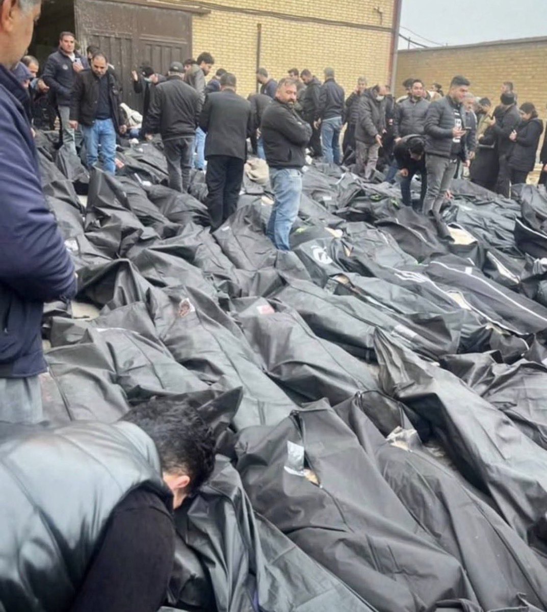 homei Azad 👑 tweet media