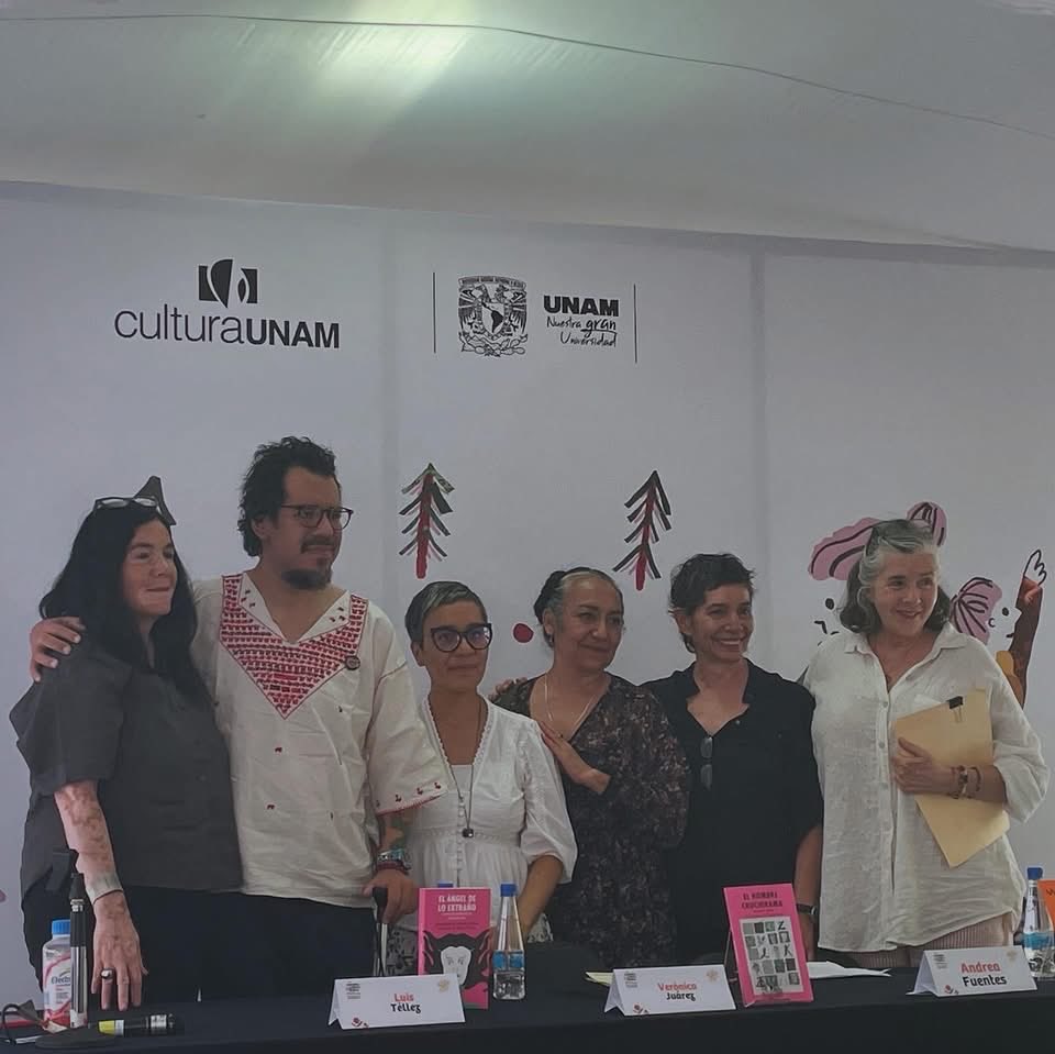 uvejota's tweet photo. Luis querido, dejas un vacío muy grande. Nos harás una falta inmensa en el Comité Lector, con tu mirada tan aguda. Celebro tu vida, celebro tus letras, celebro tu visión de la LIJ. https://t.co/XbKTCOnDjk