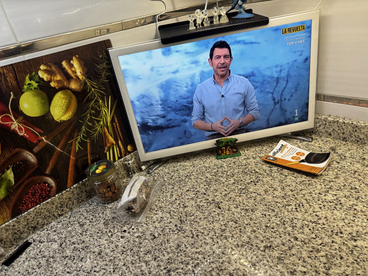 spot cas tweet media