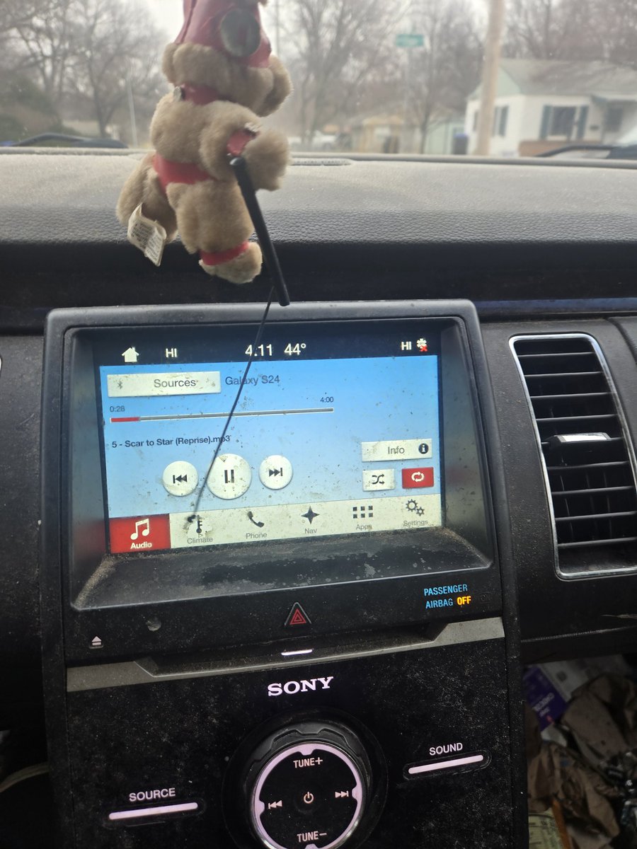 Justin Hughes tweet media